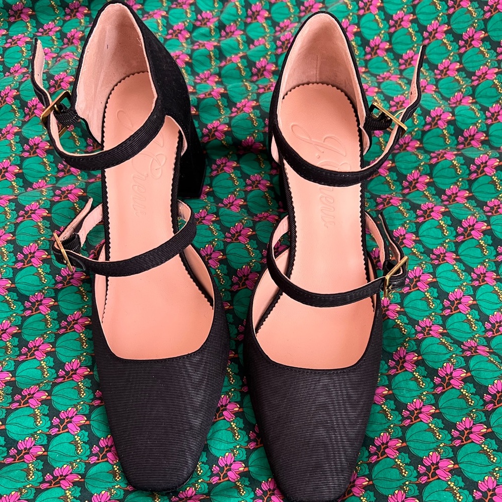 NWOT heels